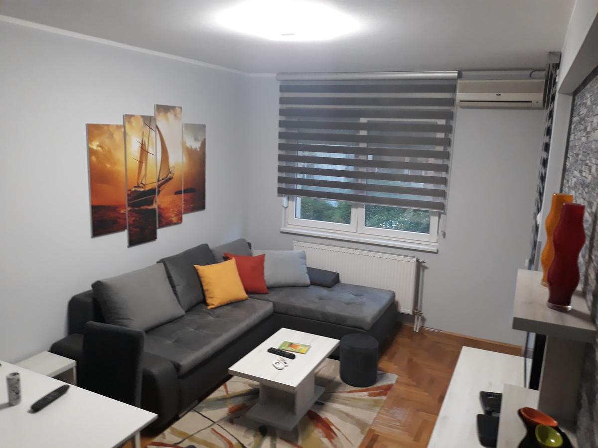Apartment Azzuro 2 Novi Sad Exterior foto
